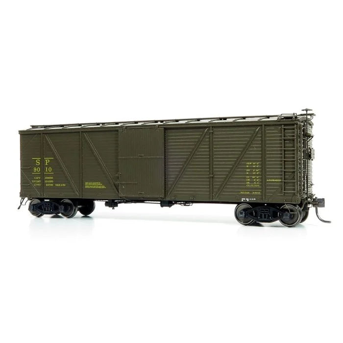 Rapido Trains Inc. H.O. Scale 171005A SP Passenger-Viking Roof SP B-50-15 Boxcar 9013