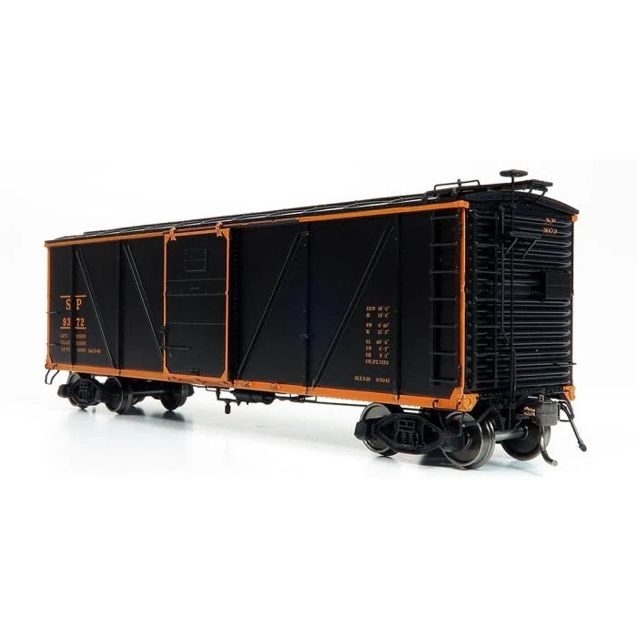 Rapido Trains Inc. H.O. Scale 171008A SP Overnight-Viking Roof SP B-50-15 Boxcar 9372