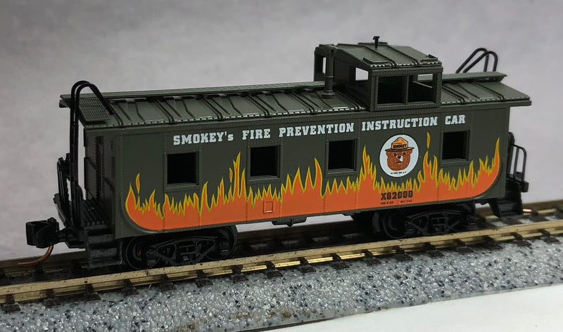 Micro Trains N-Scale 100100 - Caboose, Cupola, Steel - Smokey Bear - X62000