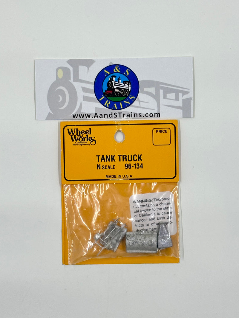 Micro Engineering Company N Scale 96-134 Tank Truck