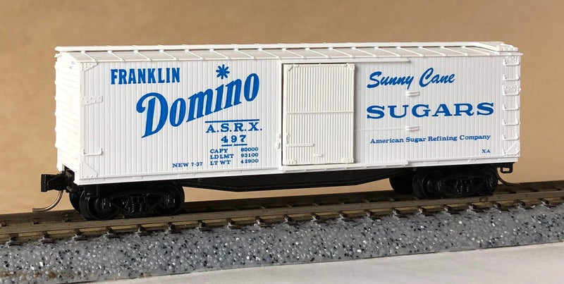 Micro Trains N-Scale 42020 - Boxcar, 40 Foot, Double Wood Sheathed - Domino Foods - 497