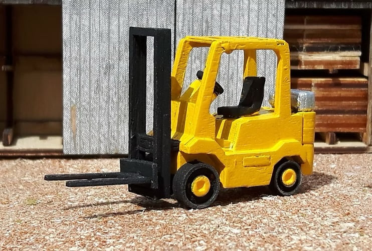 Osborn Model Kits H.O. Scale 1128 Heavy Duty Forklift