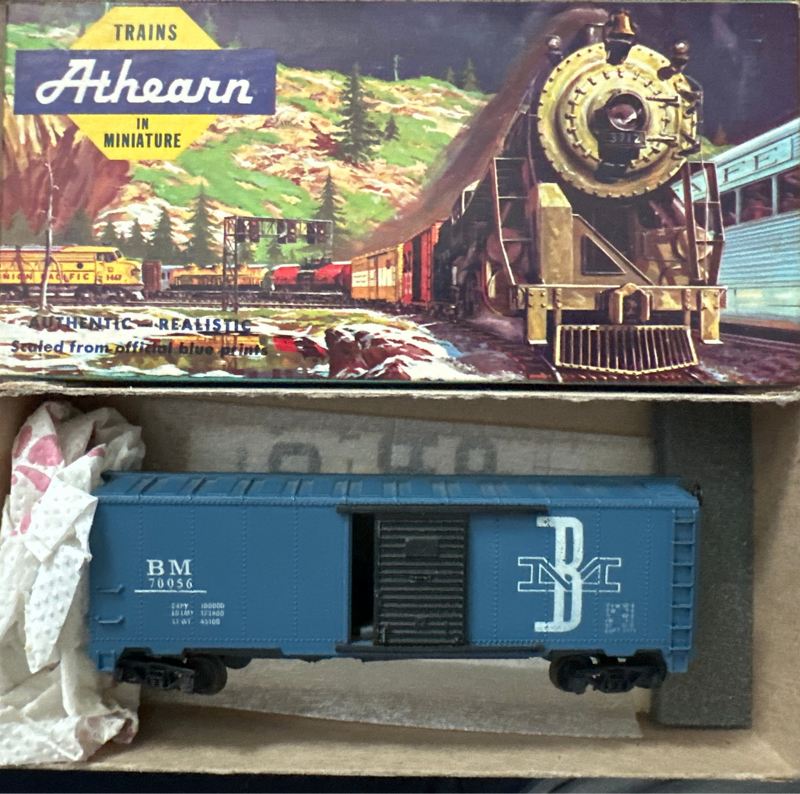 Athearn Miniature HO-Scale Boxcar Kit Baltimore and Maine No. 70056