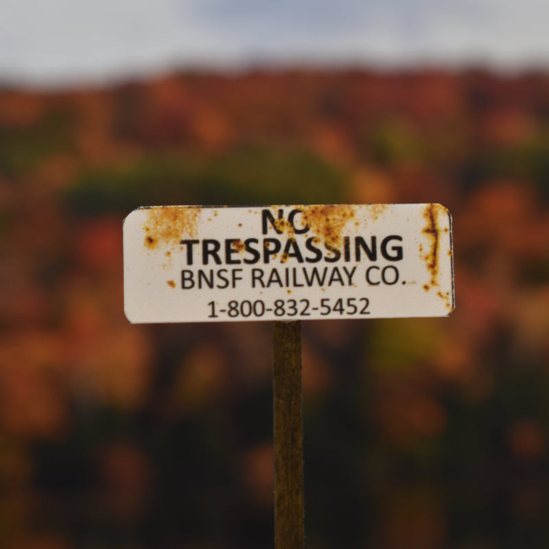N Scale - BNSF No Trespassing Sign - Weathered - 2 Pack – A&S Trains