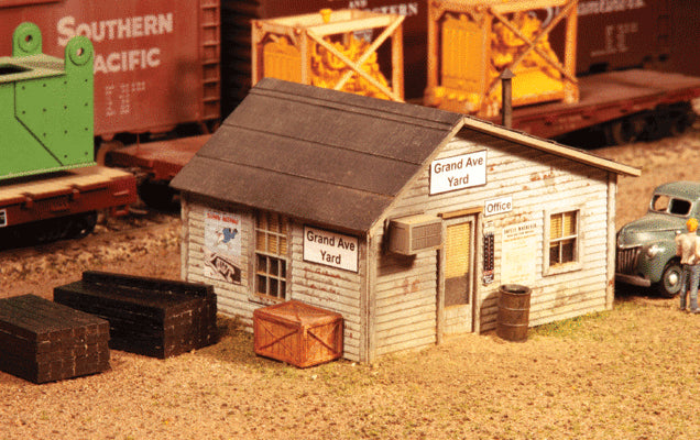 American Model Builders H.O. Scale 795 Grand Avenue Yard Office - LASERkit(R) -- Kit - 3-1/2 x 2-1/2 x 2" 8.9 x 6.4 x 5.1cm