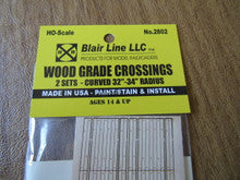 Blair Line H.O. Scale 2802 Laser-Cut 2-Lane Curved Wood Grade Crossing 32-34" Radius