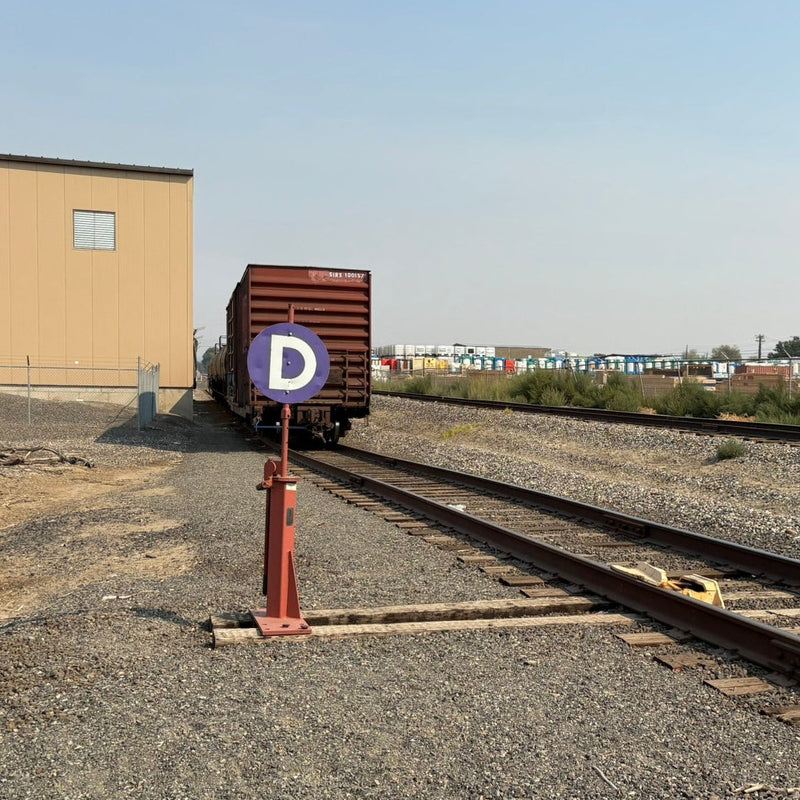 O Scale - UP Style Purple Derail Sign - 2 Pack – A&S Trains