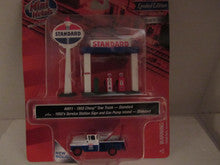 Mini Metals H.O. Scale 1955 Chevy Tow Truck Standard Oil plus 1950&