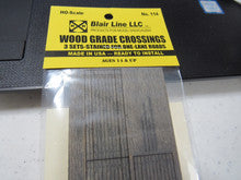 Blair Line H.O. Scale 114 Laser-Cut One-Lane Wood Grade Crossing Pre-Stained