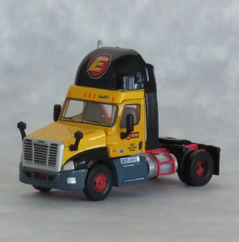 Trainworx N-Scale 42594-03 Cascadia Tractor Estes