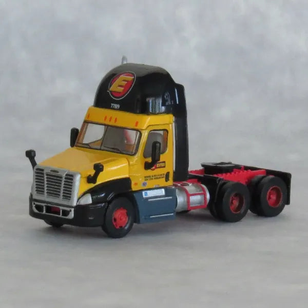 Trainworx N-Scale 42594-05 Cascadia Tractor Estes