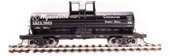 Broadway Limited Imports H.O. Scale 6177 6000 Gal. Chlorine Tank Car 3604