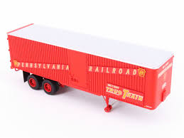 Rapido Trains Inc. H.O. Scale 403014 Pennsylvania Integral-Post Volume Van 35&