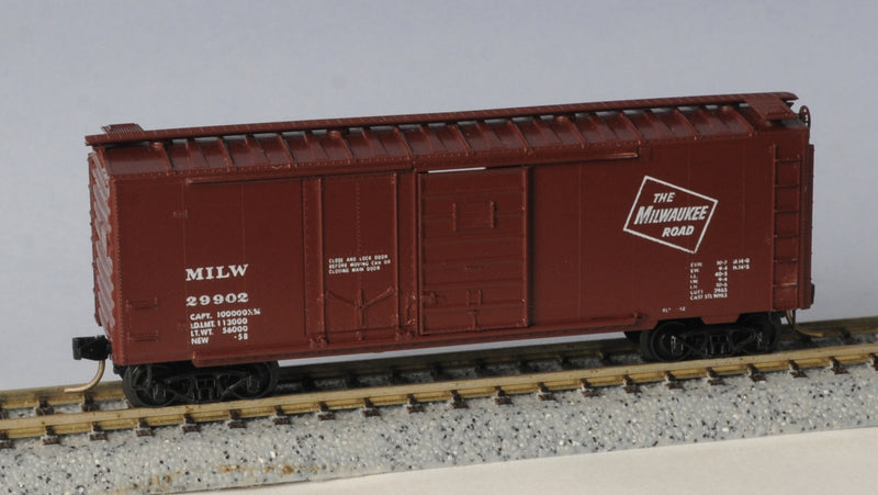N Scale - Micro-Trains - 22180 - Boxcar, 40 Foot, Steel Combo Door - Milwaukee Road - 29902