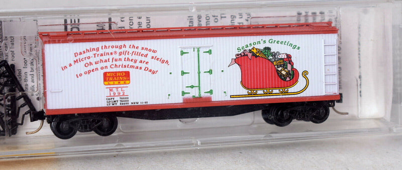 Micro-Trains N-Scale 47150 - Reefer, 40 Foot, Wood Sheathed - Seasons Greetings - 1992