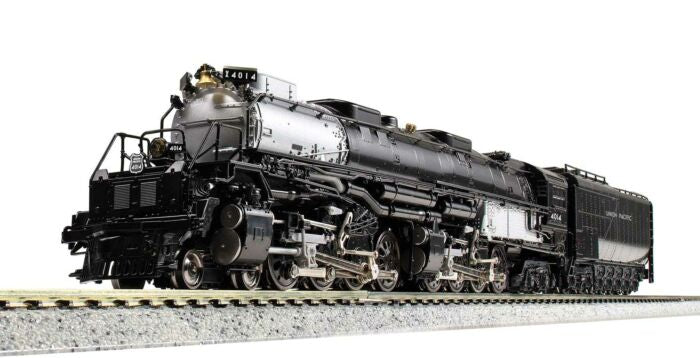 4-8-8-4 Big Boy with Oil Tender - Standard DC -- Union Pacific 