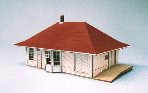 Blair Line H.O. Scale 188 Leeton Depot (Laser-Cut Wood Kit) -- Main Building: 3-5/16 x 5-1/2" 8.4 x 14cm; Ramp: 1 x 3-1/4" 2.5 x 8.3cm