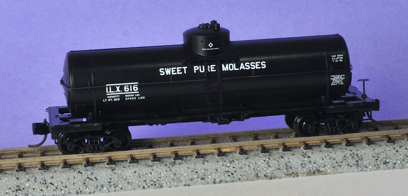 Micro-Trains N Scale 065 00 206 Tank Car, Single Dome, 39 Foot Painted/Lettered 616