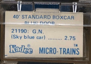 N Scale - Micro-Trains - 21040 - Boxcar, 40 Foot, Steel Plug Door - Great Northern - 7000