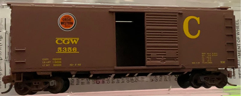 N Scale Micro Trains 40’ Box car Chicago Great Western