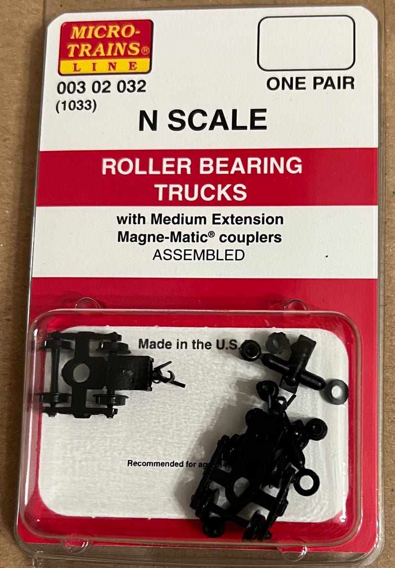 N Scale - Micro Trains - 003 02 032 Roller Bearing Trucks w/ med. ext. couplers 1 pr. (1033)
