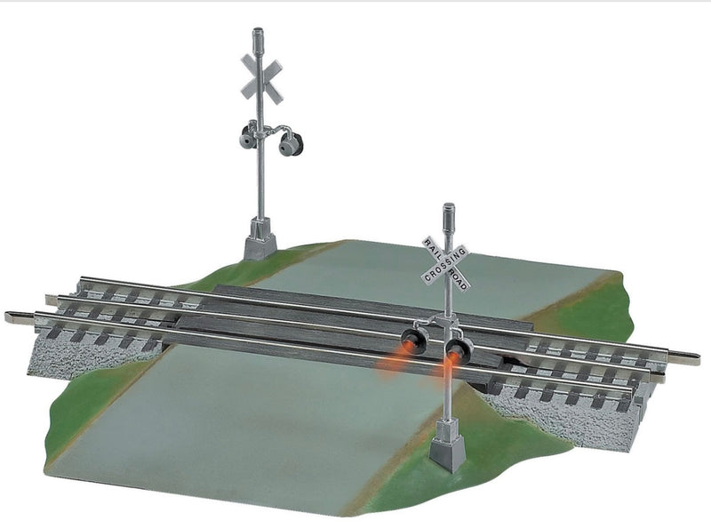 Lionel - O Scale - FASTRACK GRADE CROSSING WITH FLASHERS