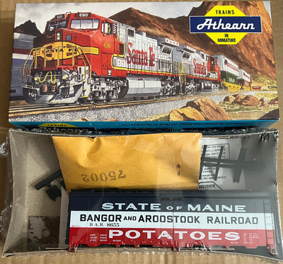 Athearn Blue Box H.O. Scale Bangor & Aroostook - 40’ Ice-Bunker Reefer # 8655 - 1995-3