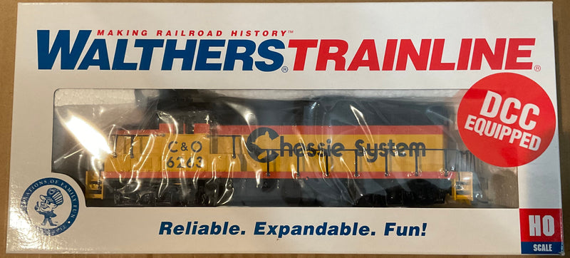 Walthers Trainline H.O. Scale 931–1015 GP9M Locomotive DCC equipped