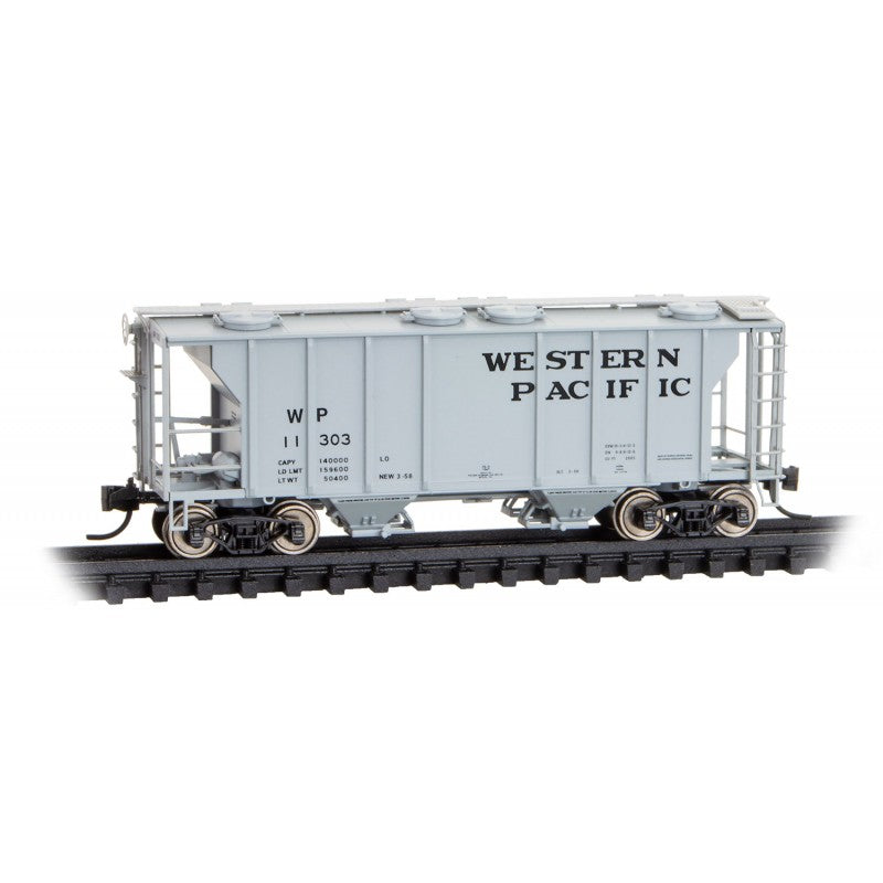 Micro-Trains N Scale Western Pacific 095 00 022 Covered Hopper, 2-Bay, PS2 11303
